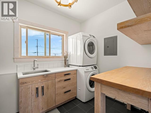4109 WHALEN AVE - 18