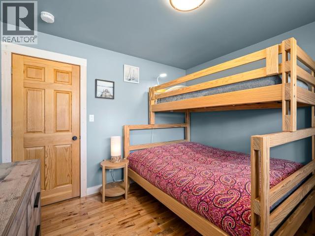 4109 WHALEN AVE - 9