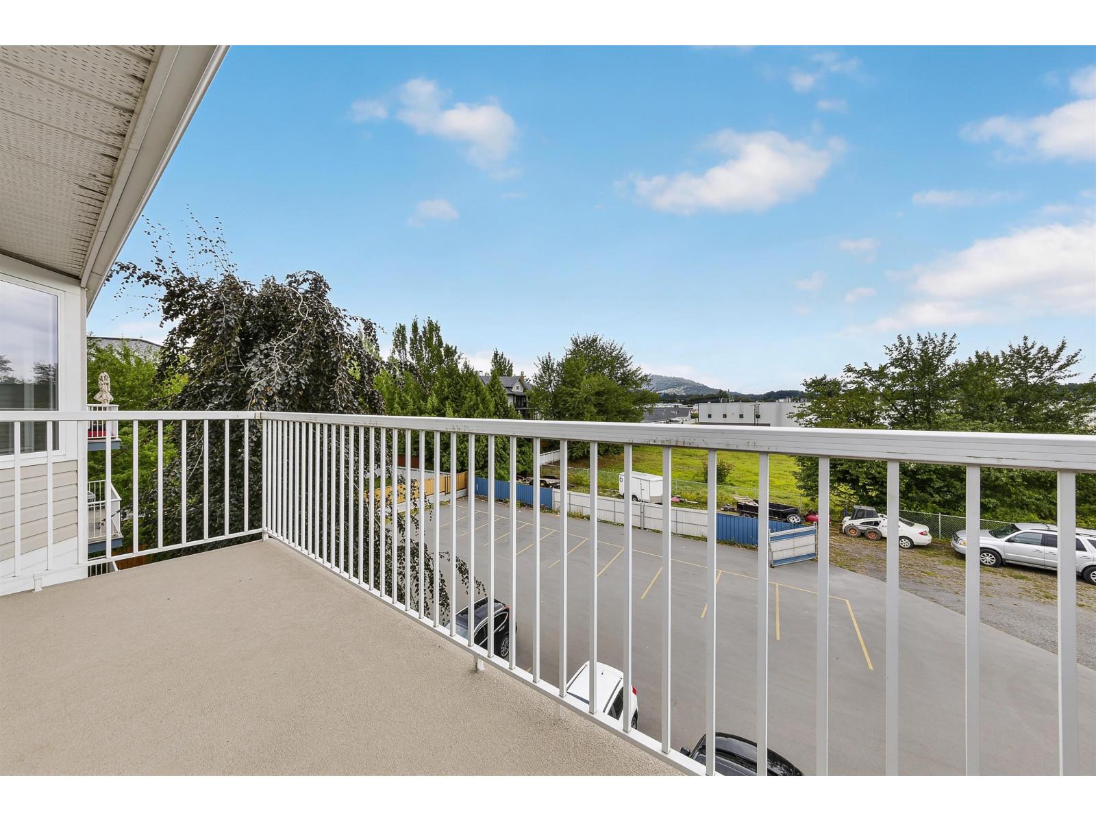 #408 8537 YOUNG Road, Chilliwack, British Columbia, V2P4P2, Chilliwack, British Columbia — photo 5 of 5