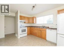40, 1601 23 Street N - photo 12