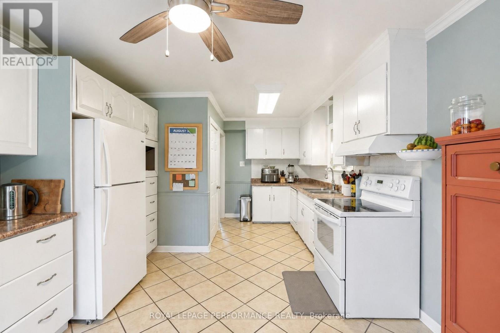1695 Lacasse Road