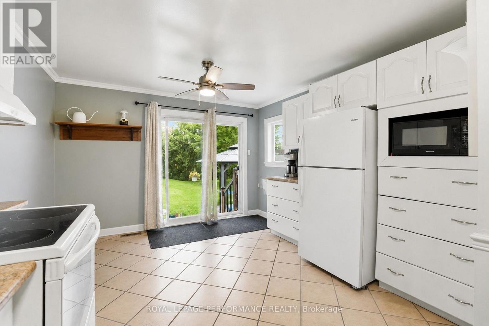 1695 LACASSE ROAD - 11