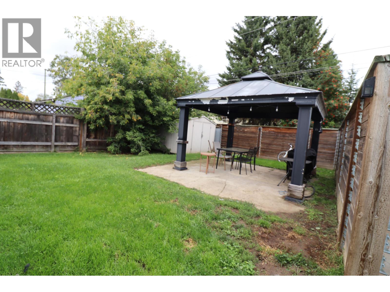 1136 20TH AVENUE - 21