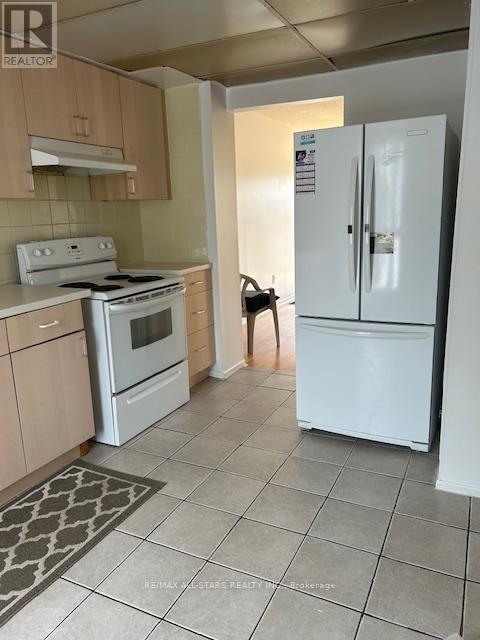 #82 201 ALEXMUIR BOULEVARD - Image 15
