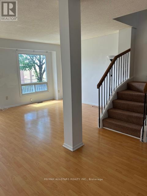 #82 201 ALEXMUIR BOULEVARD - 2