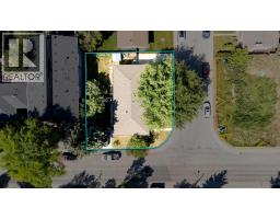 3803 4 Avenue SW - photo 2