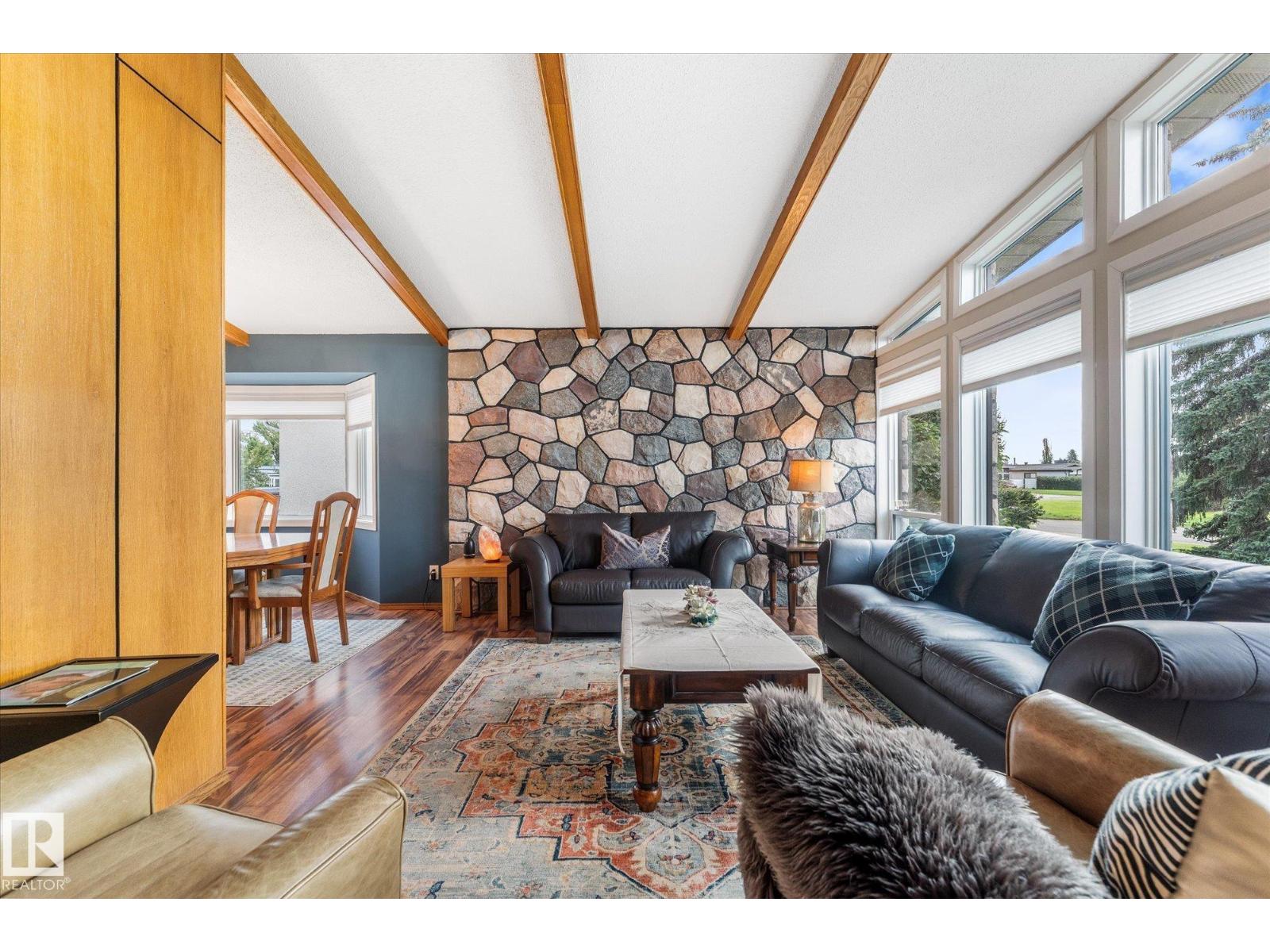 9504 139 AV NW - 11