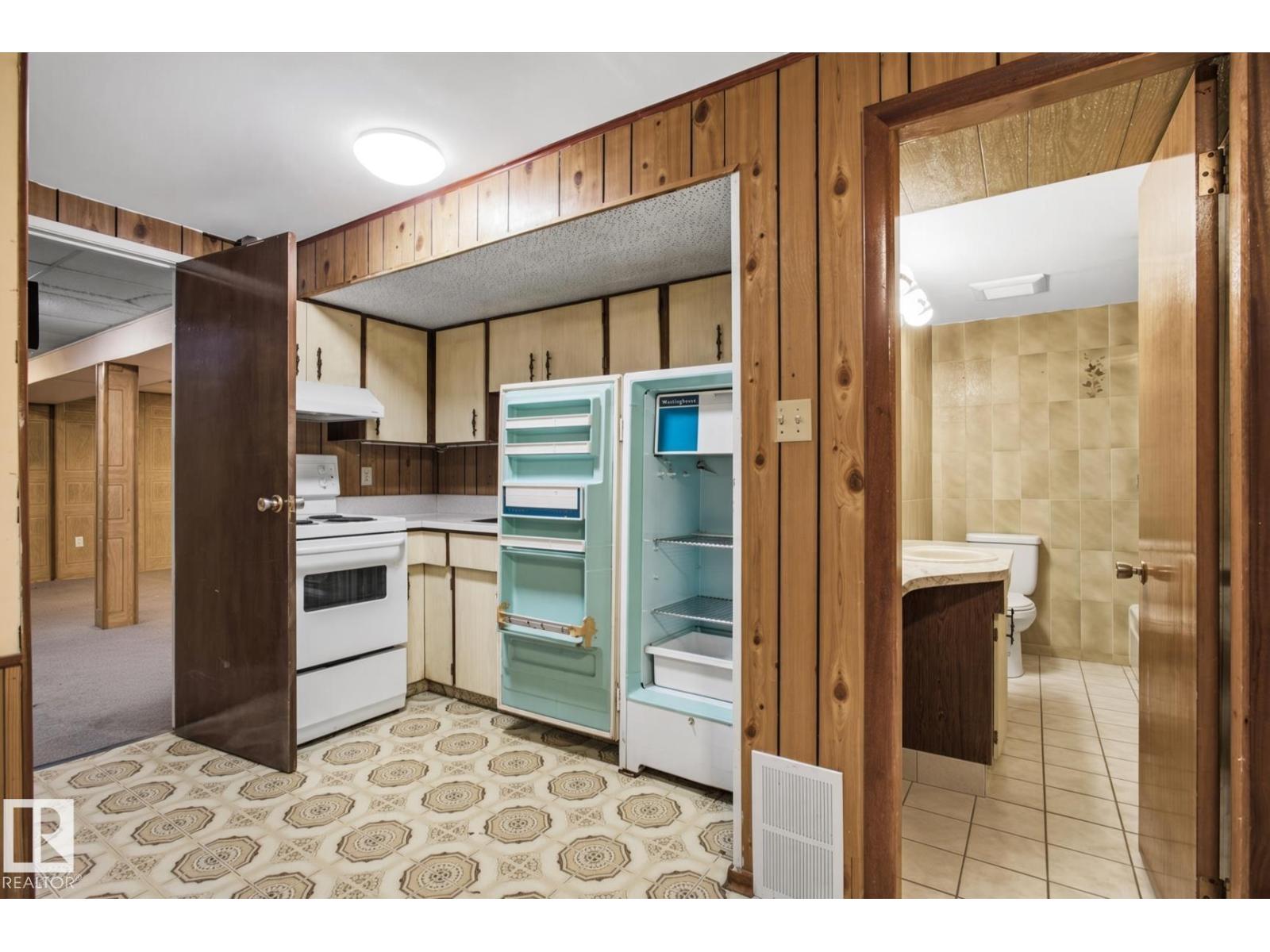 13235 82 ST NW - 15