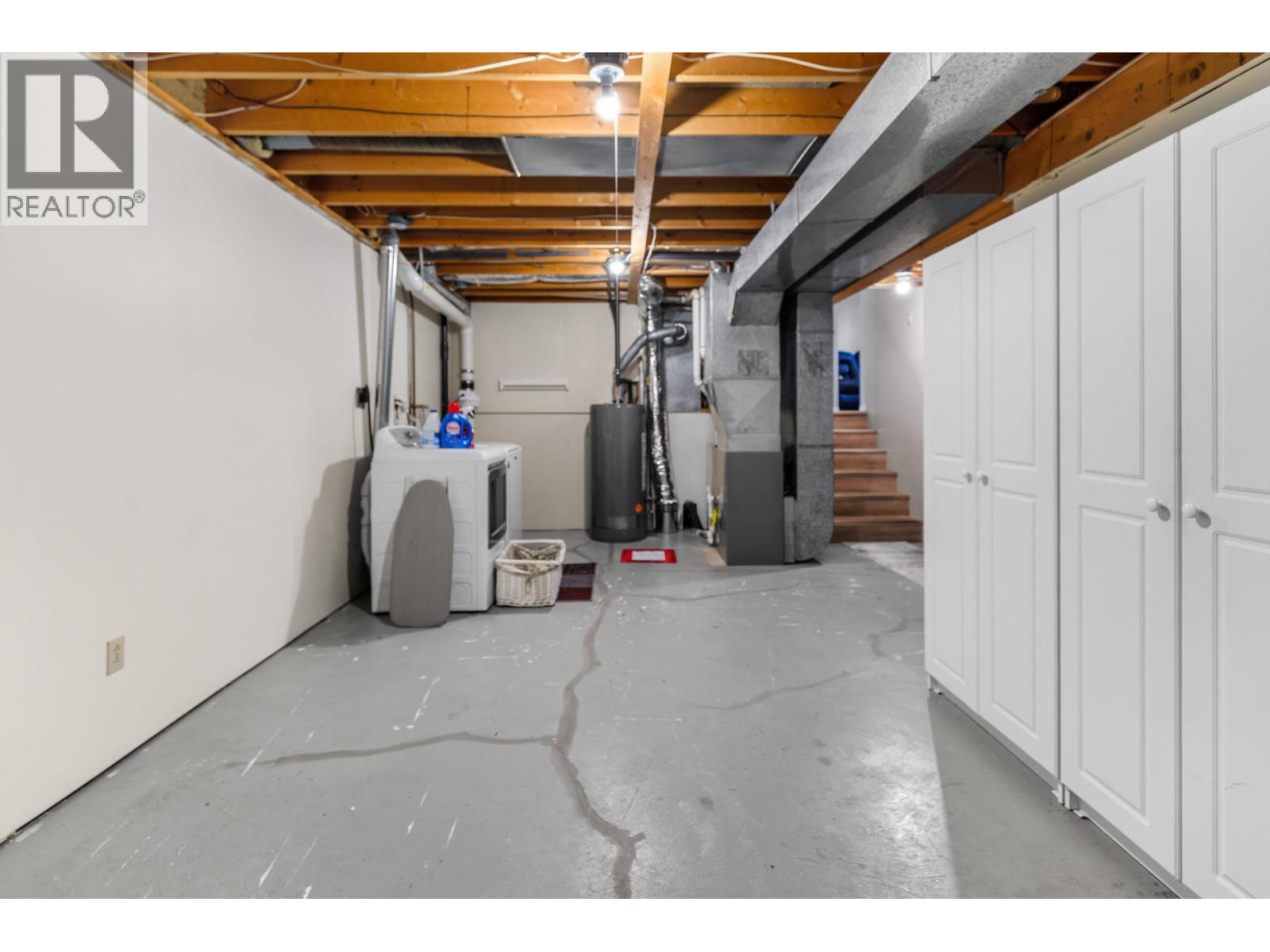 3275 MONAHAN CRESCENT - 32