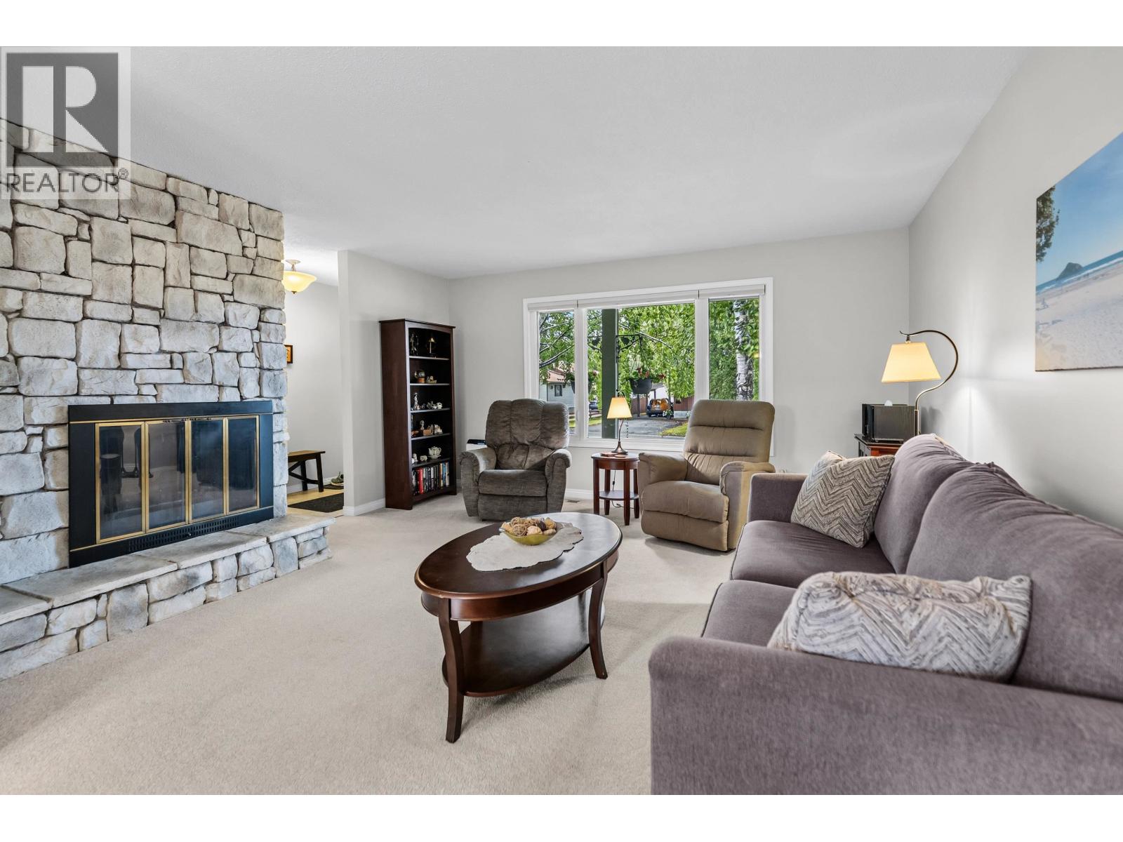 Living room of 3275 MONAHAN CRESCENT · Prince George, BC