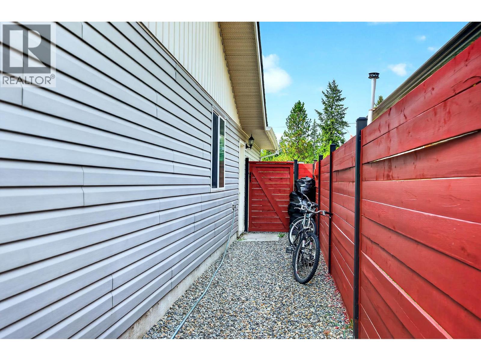 566 Mclean Road - 32