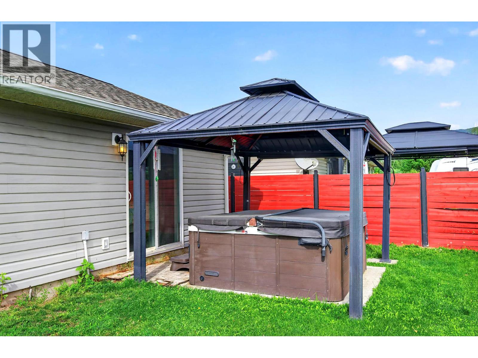 566 Mclean Road - Image 30