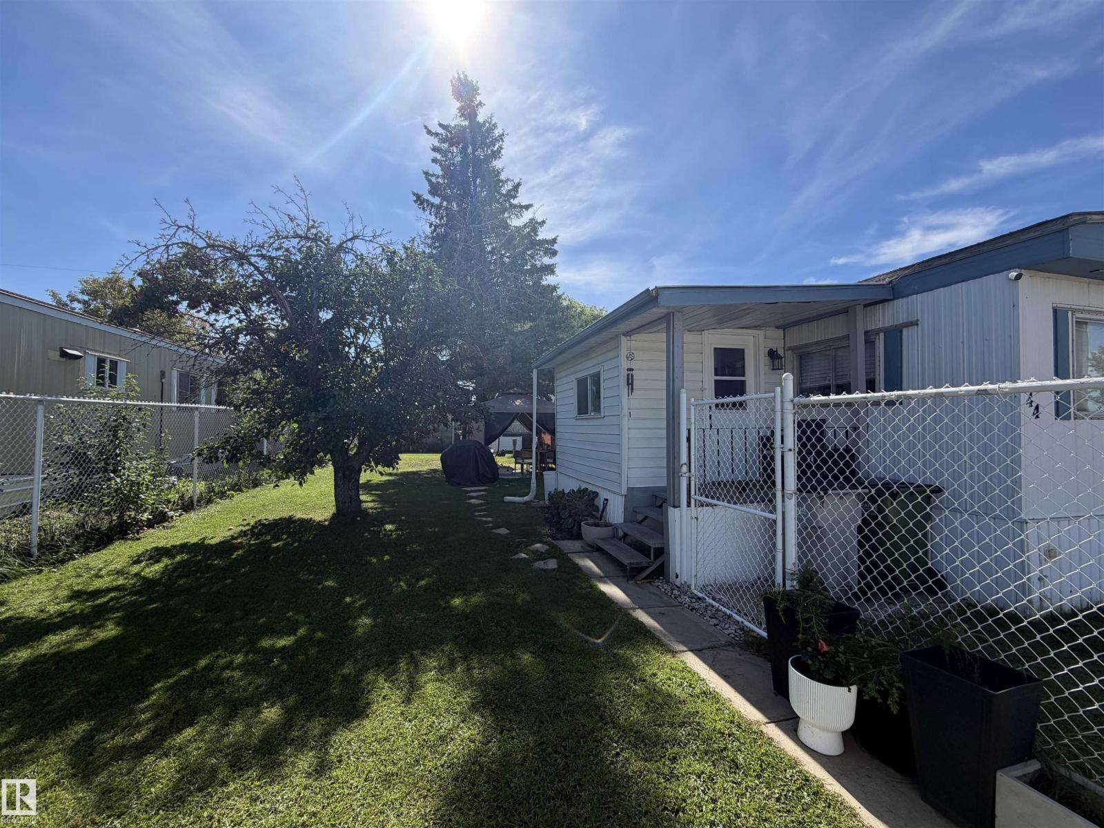 #44 9501 104 Ave, Westlock, Alberta, T7P1M7