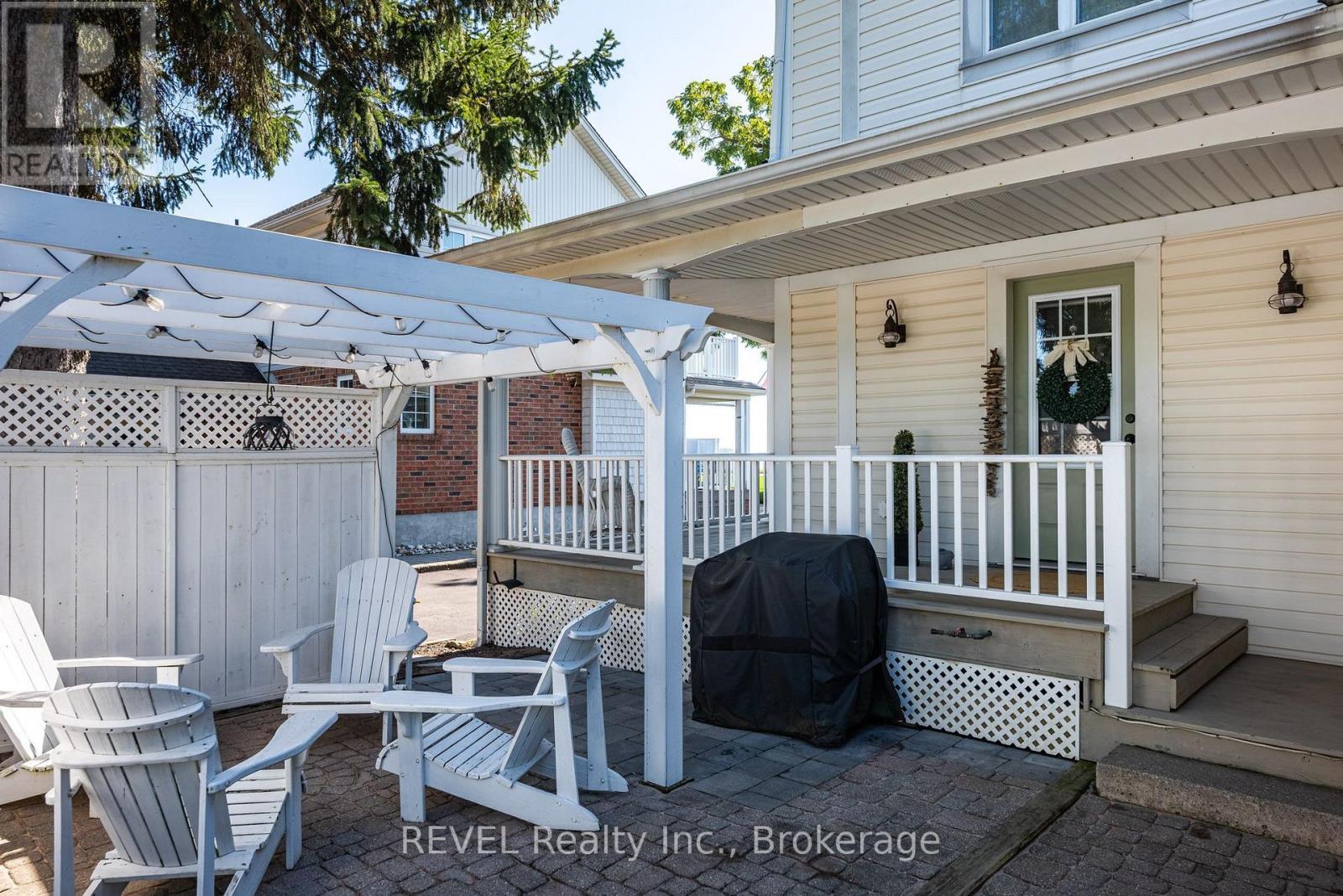 177 Lakeshore Road West — photo 42