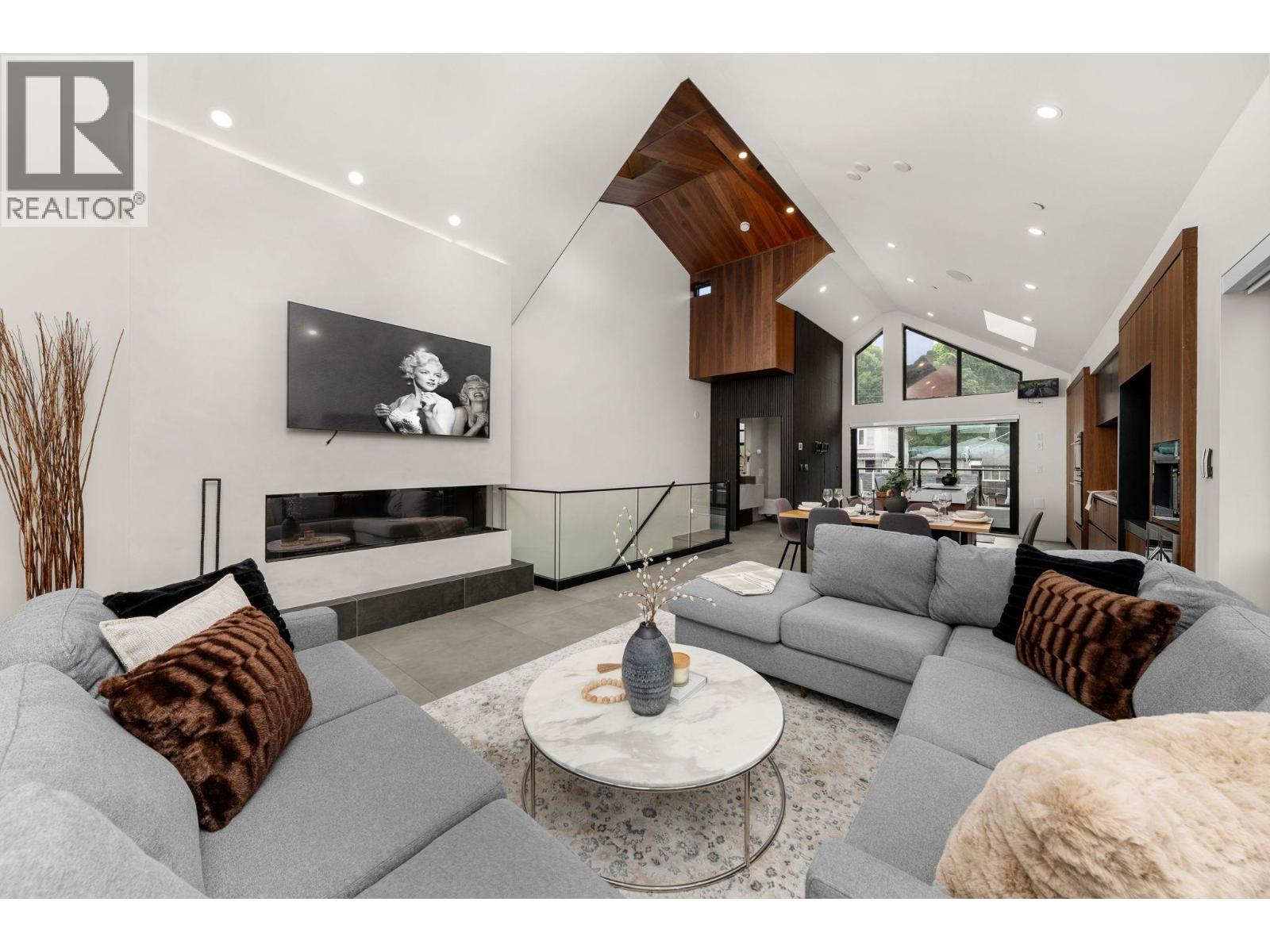 5027 INVERNESS STREET — photo 3
