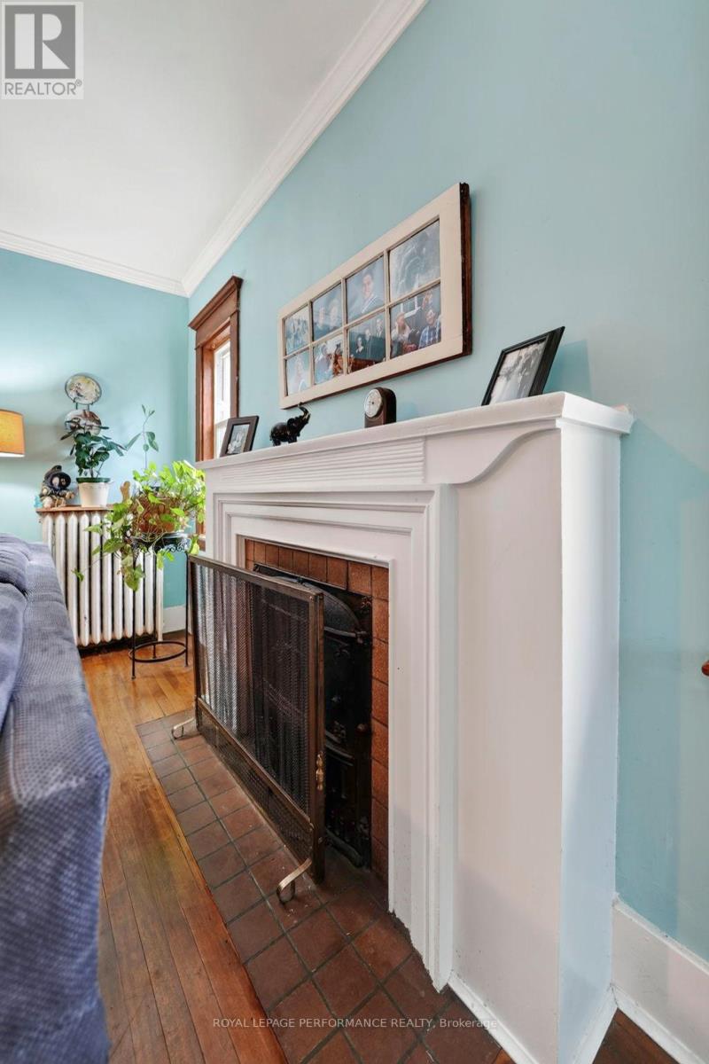 114 GLOUCESTER STREET N - Image 10