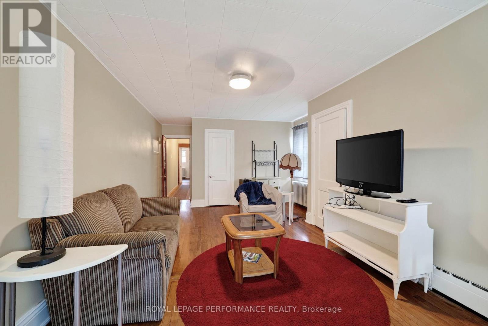 114 GLOUCESTER STREET N - Image 29