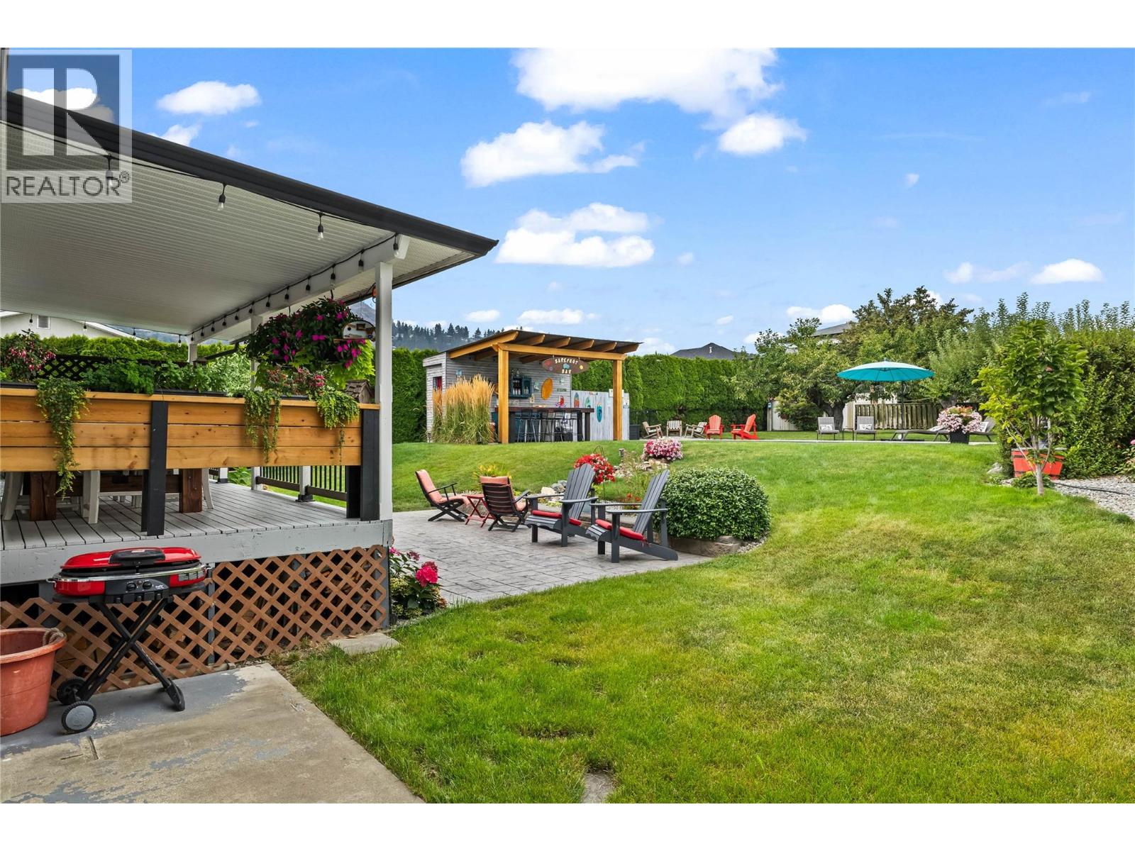  910 Westbrook Drive, West Kelowna