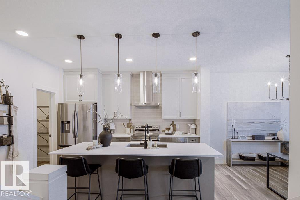 52 EMERSON LD - Image 29