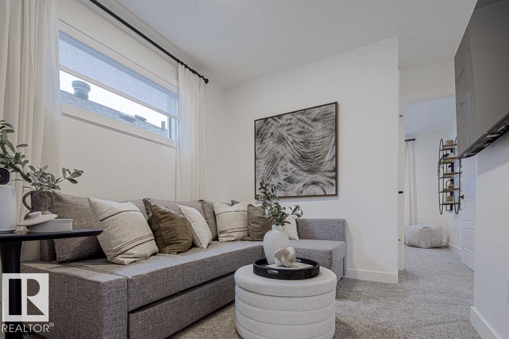 52 EMERSON LD - Image 32