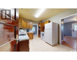 Dining nook - 311 Pottery Street, Eastend, SK S0N0T0 Photo 12