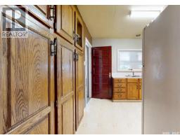 311 Pottery Street, Eastend, SK S0N0T0 Photo 15