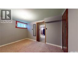 311 Pottery Street, Eastend, SK S0N0T0 Photo 32