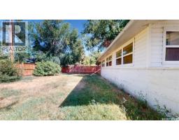 311 Pottery Street, Eastend, SK S0N0T0 Photo 42
