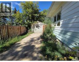 311 Pottery Street, Eastend, SK S0N0T0 Photo 48
