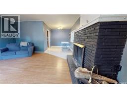 Sunroom - 311 Pottery Street, Eastend, SK S0N0T0 Photo 7