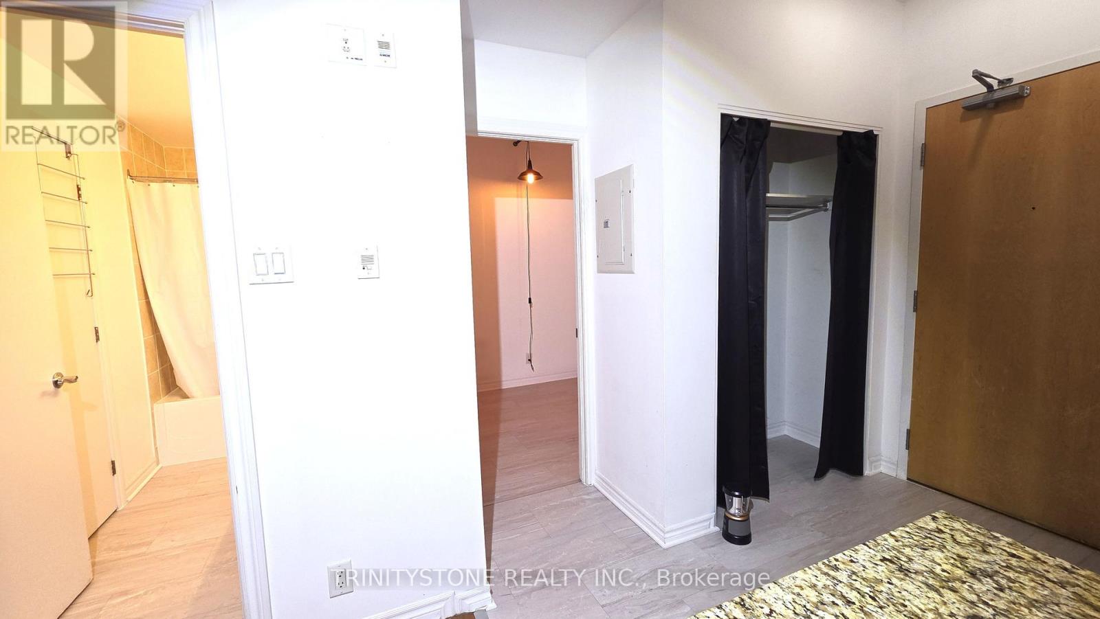 #121 205 BOLTON STREET - Image 15