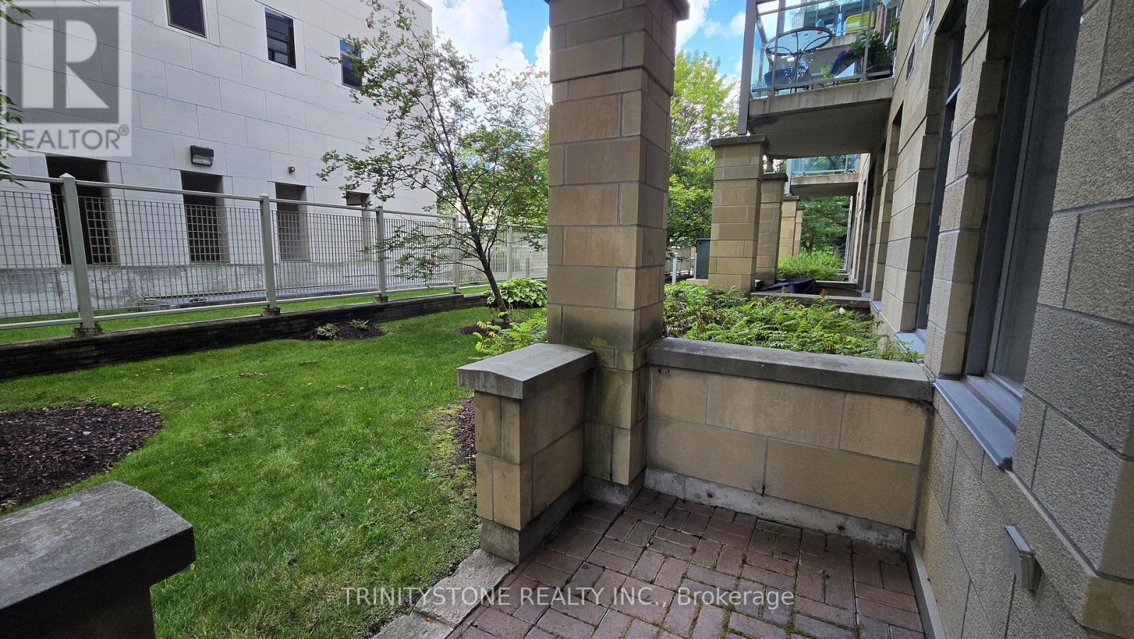 #121 205 BOLTON STREET - Image 25