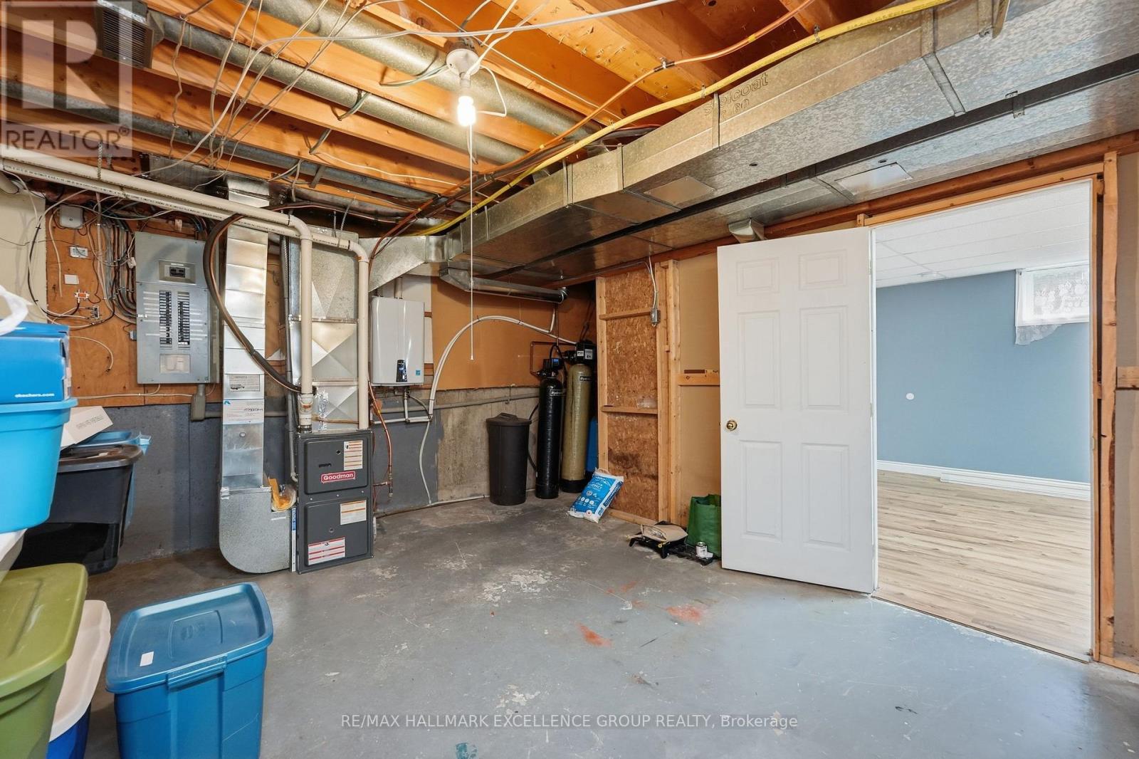 3160 DUNNING ROAD - 25