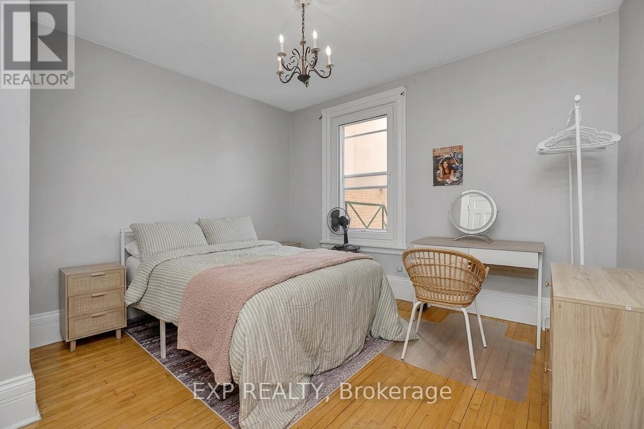 127 OSGOODE STREET - 32