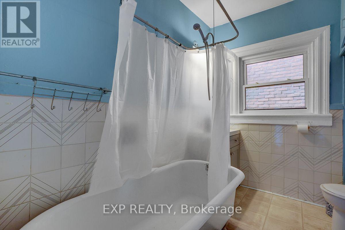 127 OSGOODE STREET - 33