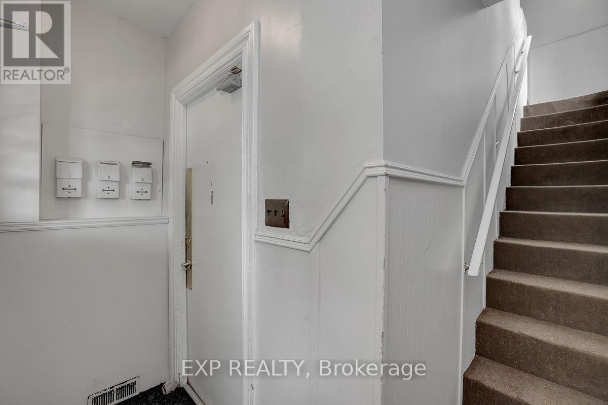 Apt 1 - 3 bed
