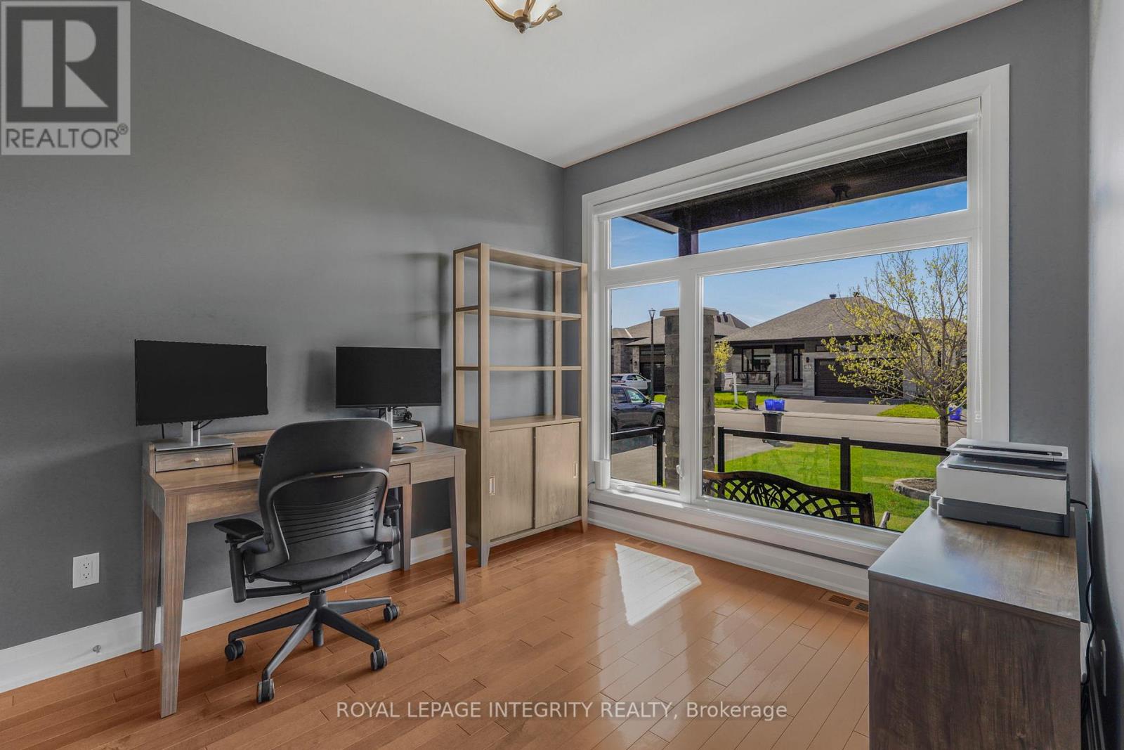 400 COLMAR STREET - 15
