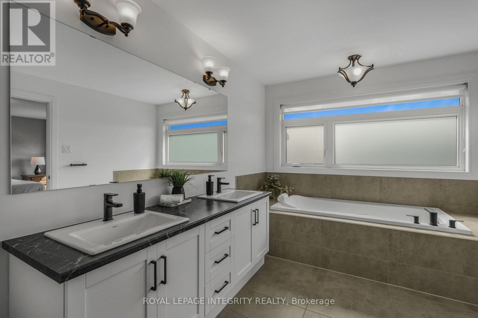 400 COLMAR STREET - 21