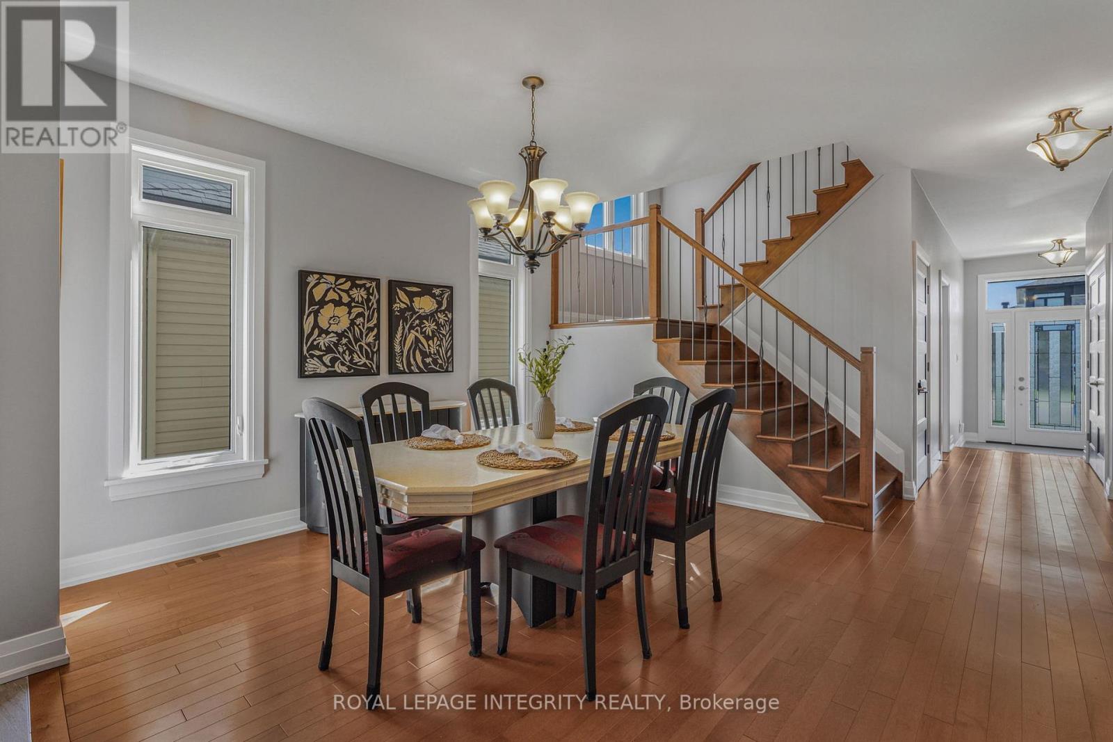 400 COLMAR STREET - 8
