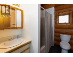 Laundry room - 3902 Spring Creek Drive, Terrace, BC V8G0C5 Photo 9