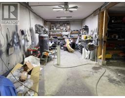 2471-b Eglinton Avenue W, Toronto, ON M6M1S8 Photo 11