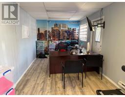 2471-b Eglinton Avenue W, Toronto, ON M6M1S8 Photo 15
