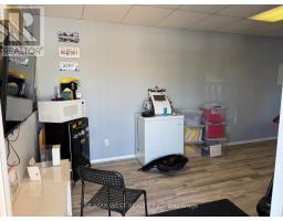 2471-b Eglinton Avenue W, Toronto, ON M6M1S8 Photo 16
