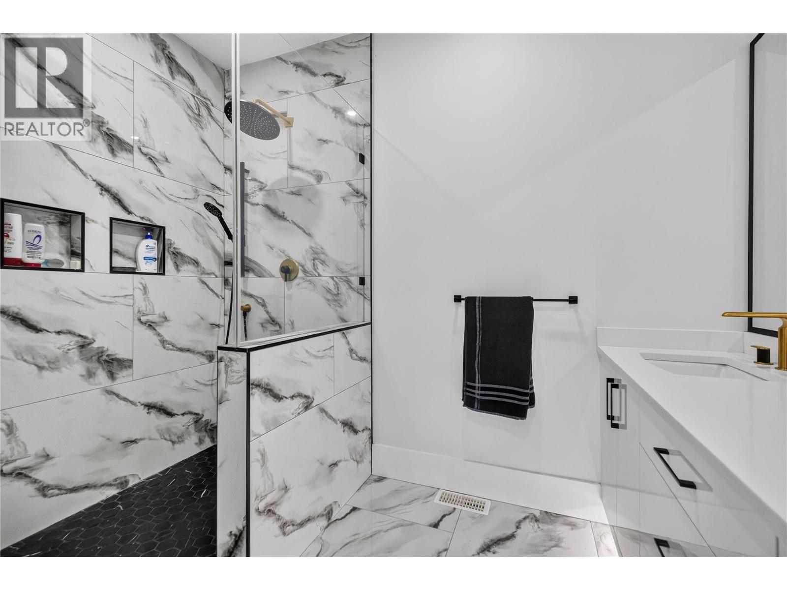 3490 Old Vernon Road, Kelowna