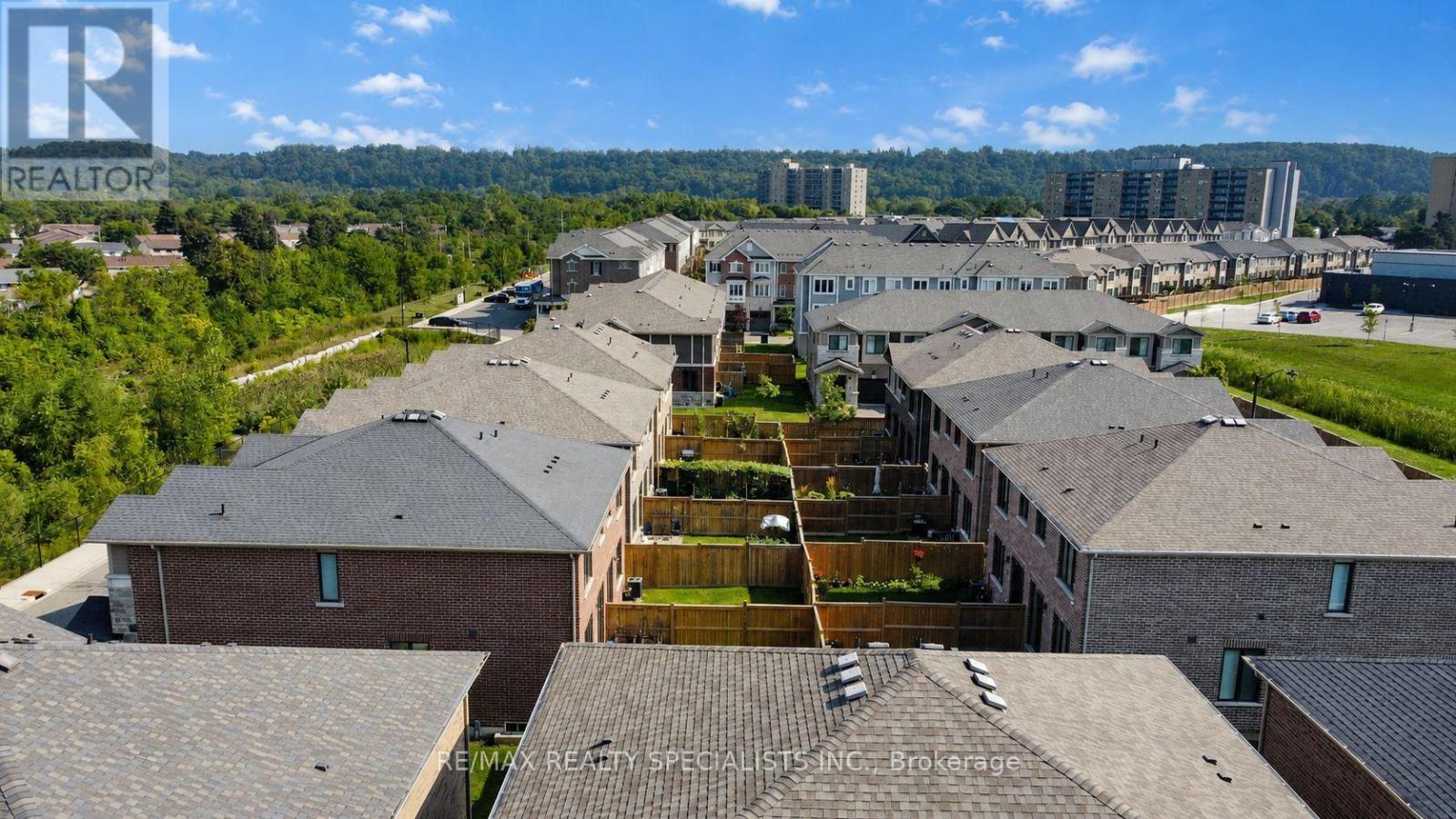 35 PELICAN LANE - 39