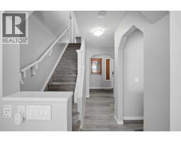 Bedroom - 84 Cougar Ridge Circle Sw, Calgary, AB T3H5C8 Photo 9