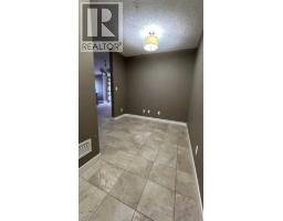 218, 5 Saddlestone Way NE - photo 8