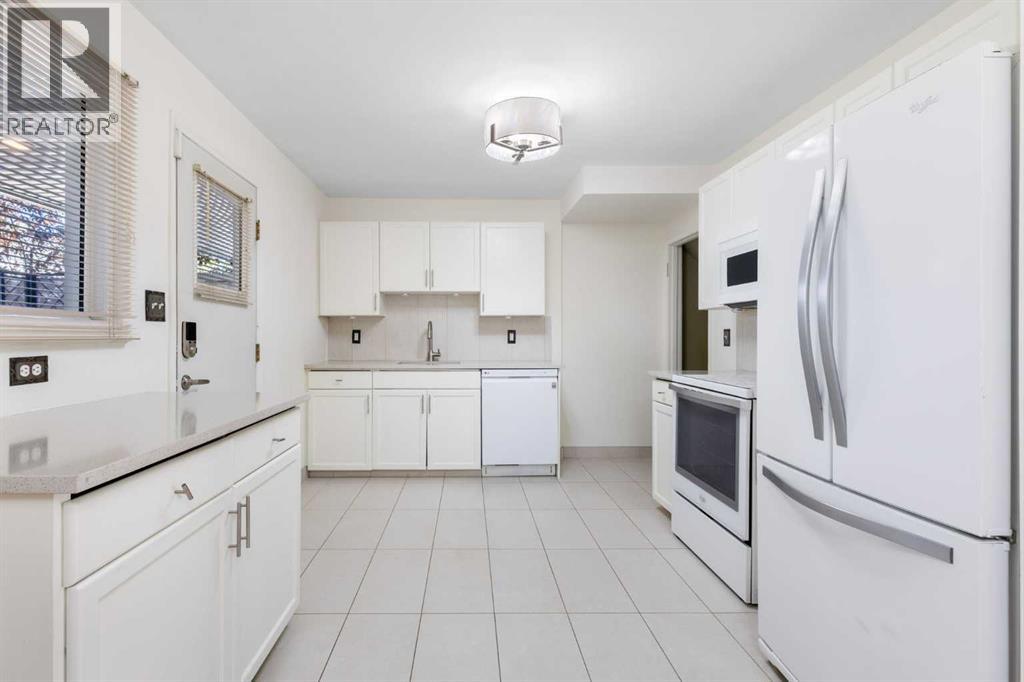 554 Killarney Glen Court SW - 6