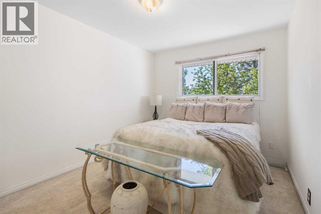 554 Killarney Glen Court SW - 14