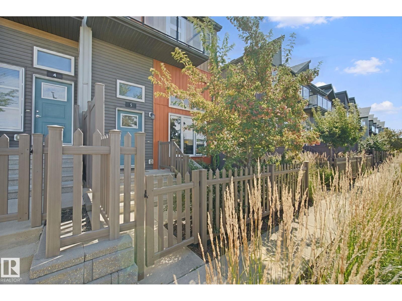 #5 4470 PROWSE RD SW - 8